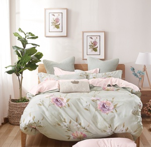 Постельное белье "Valtery" C-287 сатин печатный (1,5-спальный)