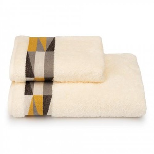 Полотенце махровое "Cleanelly" Triangoli молочное (70*130см.)