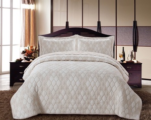 Покрывало Valtery XJ-10, Полиэстер, Евро (240х260) + 2 наволочки (50х70)