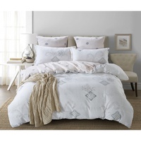 Постельное белье "Karteks" печатный рисунок KB-377 Сатин (1,5-спальный)